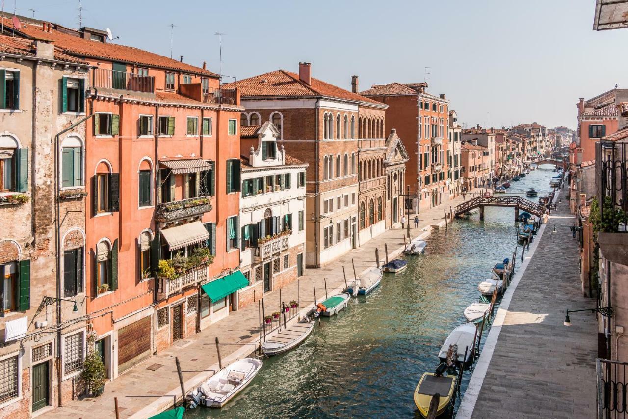 Sunny Nest Canal View In Venice Chic Movida Bagian luar foto
