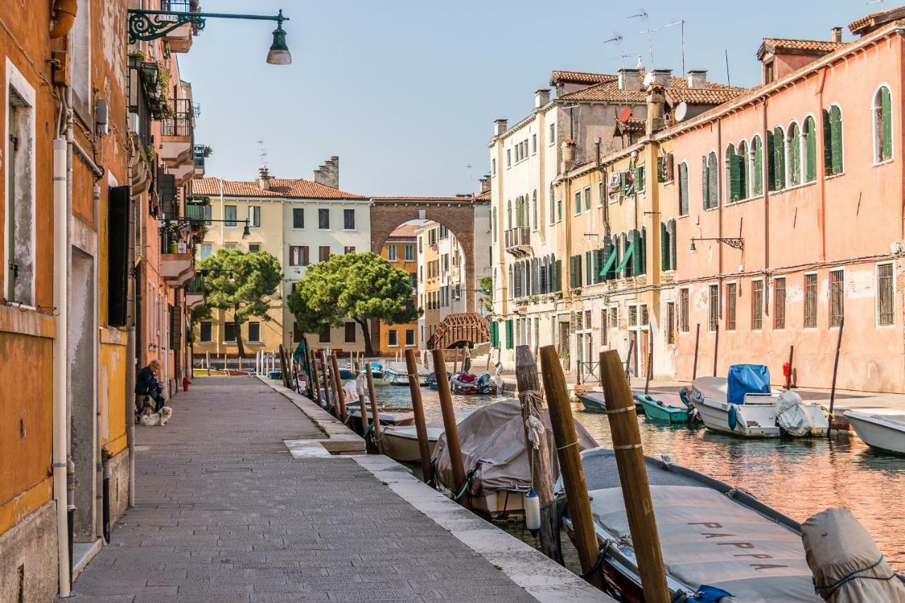 Sunny Nest Canal View In Venice Chic Movida Bagian luar foto